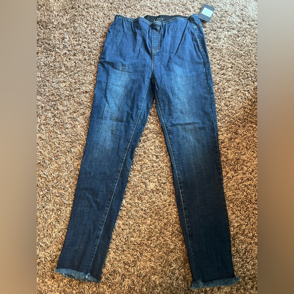 Risen Pull on Jeans